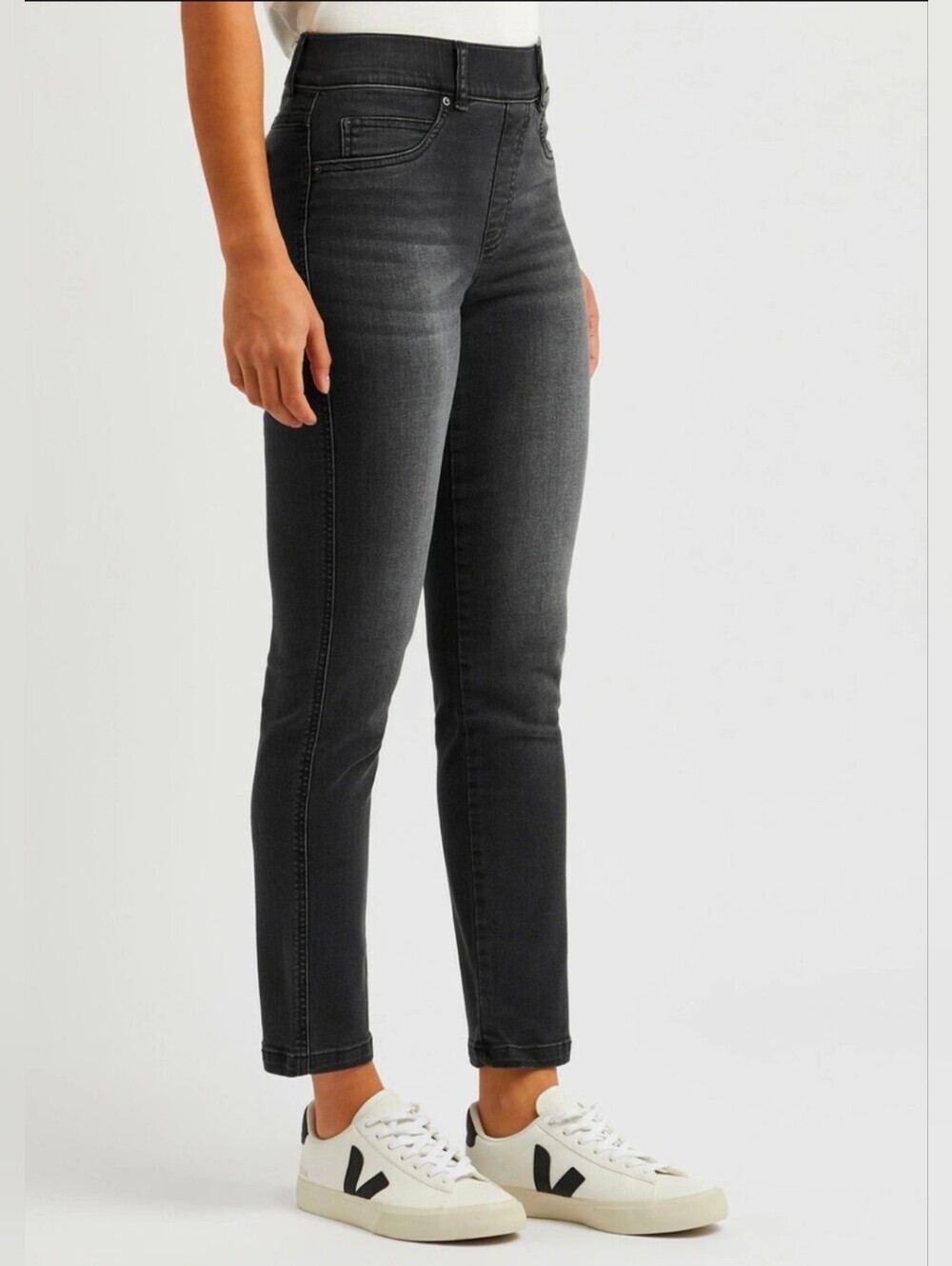 Spanx Women's Straight Leg Pull On Black Denim Jeans Size L